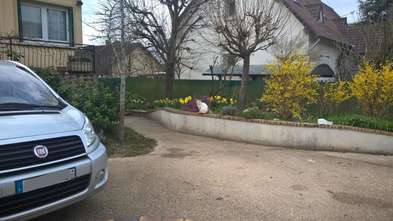 Chambre D'Hote "Chambre Dans Une Maison Pleine De Vie" Paris Eksteriør bilde